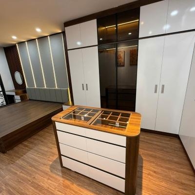 Nhà 6 Tầng, Thang Máy, Tôn Đức Thắng, Dt Sổ Đỏ 45,6M2