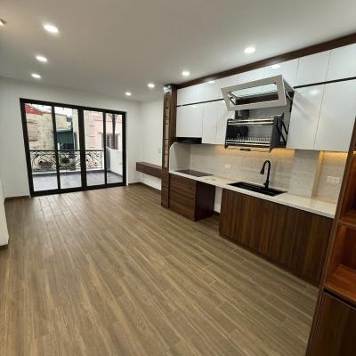 Nhà 6 Tầng, Thang Máy, Tôn Đức Thắng, Dt Sổ Đỏ 45,6M2