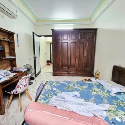 Cần Bán Nhanh Nhà 6 Tầng Trong Ngõ Đê La Thành, Diện Tích Sổ Đỏ 52M2