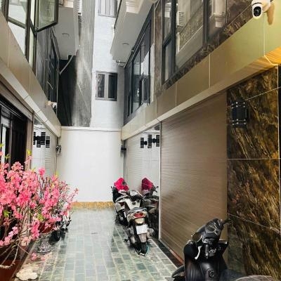Nhà 6 Tầng, Thang Máy, Văn Chương, Dt Sổ Đỏ 30M2