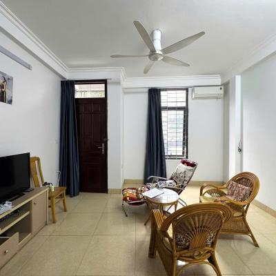 Nhà 6 Tầng, Ngõ Thông, Hào Nam, Dt Sổ Đỏ 39M2